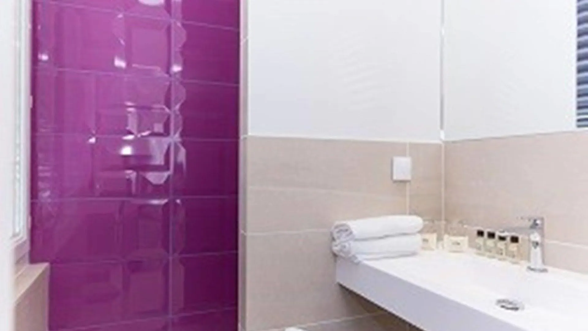 Hotel Les Voiles Toulon 3*,